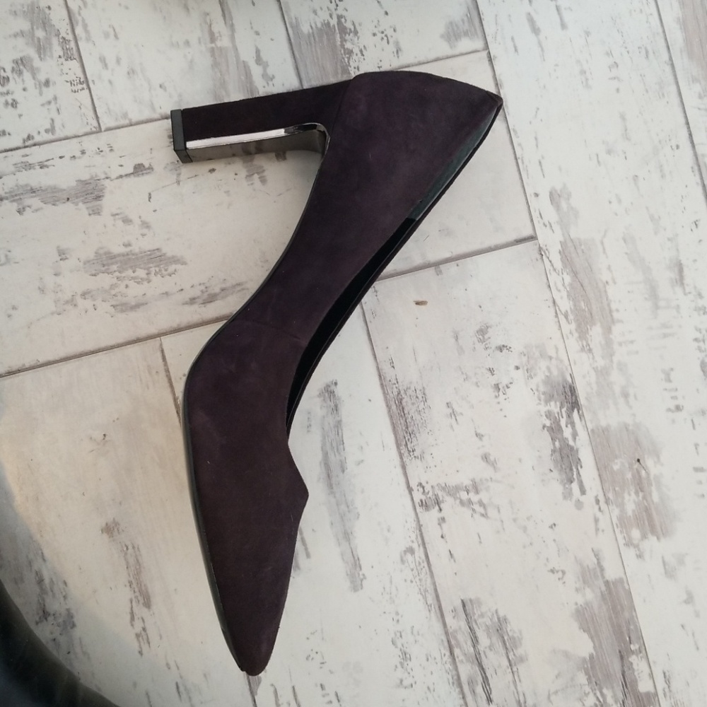 NIB Alfani Suede Heels
